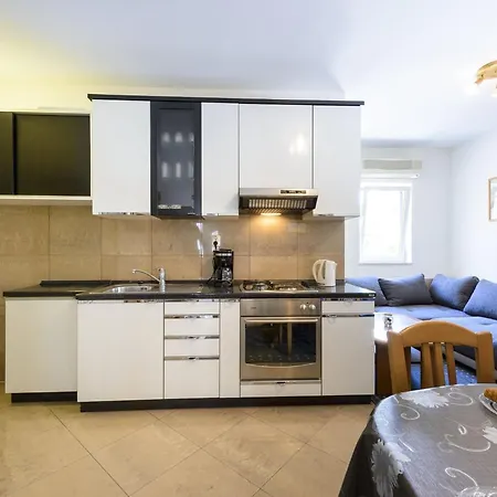 Apartment Tija - Two Bedroom With Balcony And Partial Sea View A4 2